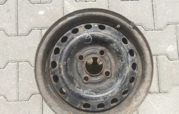 Opel Corsa B R15 steel rim 2JX13