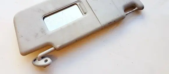 Sun visor