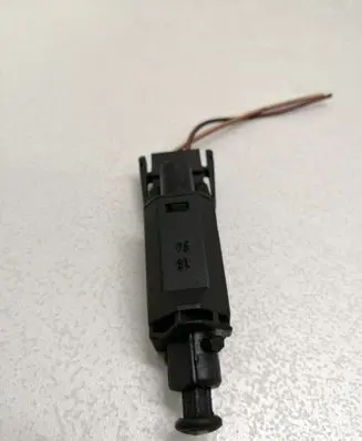 Volkswagen Transporter - Caravelle T4 Brake pedal sensor switch 191945515