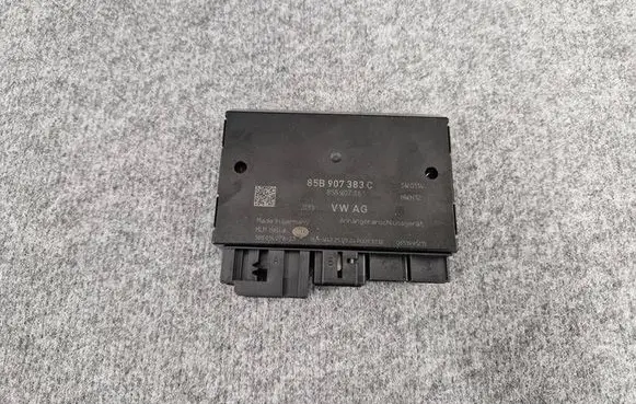 Audi Q3 F3 Tow bar trailer control unit/module 85B907383C 85B907383 5DS01407823