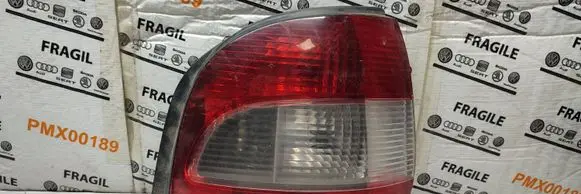 Renault Scenic I Tailgate rear/tail lights 7700428055 23410202