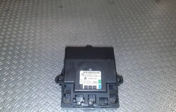 Mercedes-Benz B W245 Door control unit/module A1698201285