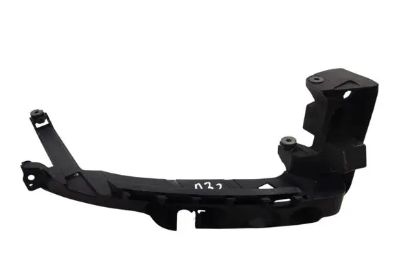 Audi A3 S3 8P Headlight/headlamp mounting bracket 8P0805608