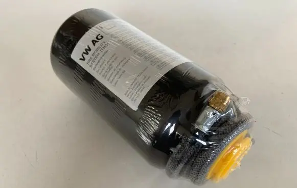 Audi Q7 4M Tire air pump compressor 8P0012619A 8P0012619