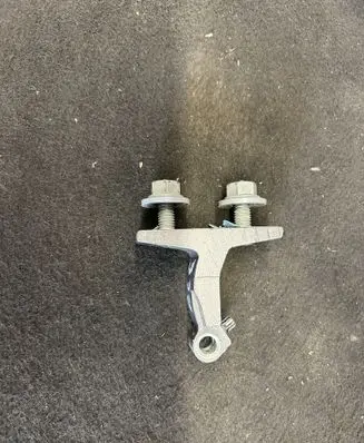 Volkswagen PASSAT B7 Rear door lower hinge A045574