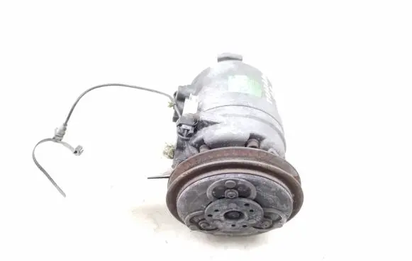 Nissan Terrano Air conditioning (A/C) compressor (pump) 926000F001