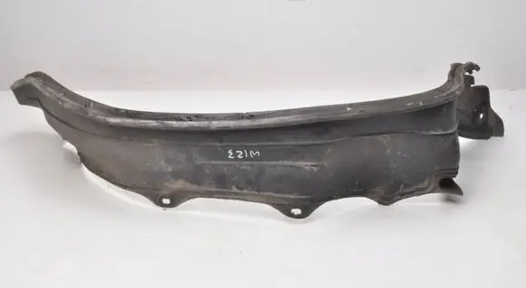 Mercedes-Benz W123 Front arch 