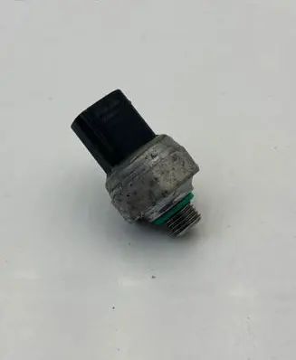 BMW 4 F36 Gran coupe Air conditioning (A/C) pressure sensor 9323658 BMW6453 26055910