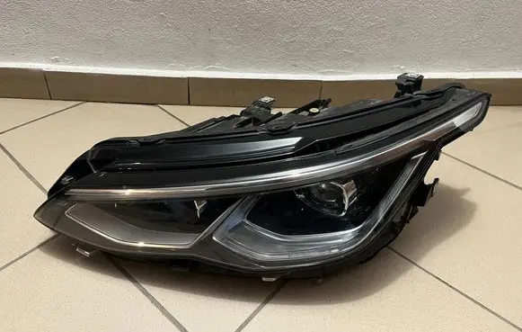Volkswagen Golf VIII Headlight/headlamp 5H1941035F
