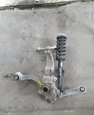 BMW 5 G30 G31 Front wheel hub spindle knuckle 6861177 6866605 6861185