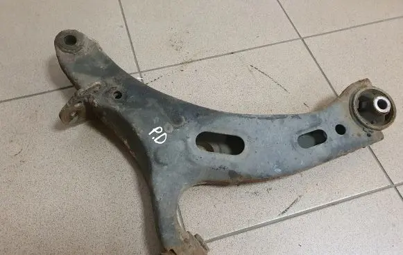 Subaru Outback Front lower control arm/wishbone