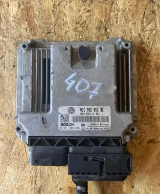 Volkswagen Touareg I Engine control unit/module 03C906056BK 0261S02288