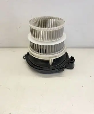 Lexus GS 250 350 300H 450H Heater fan/blower 8710330470