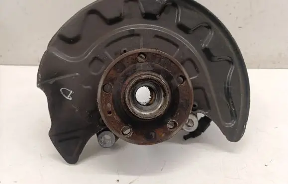 Volkswagen Golf VII Front wheel hub 5Q0407258A
