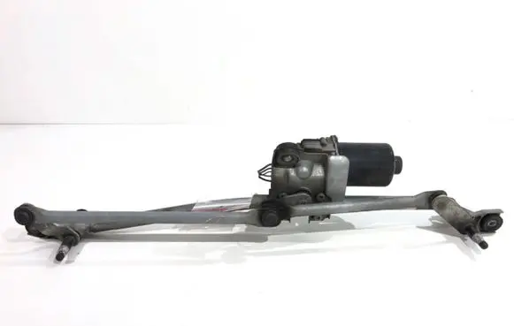 Front wiper linkage and motor