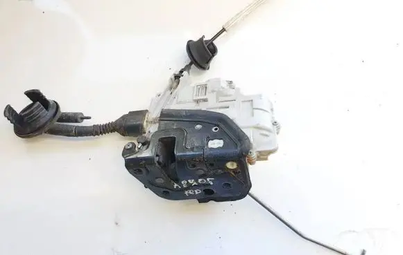 Audi A6 S6 C6 4F Front door lock 4f1837016