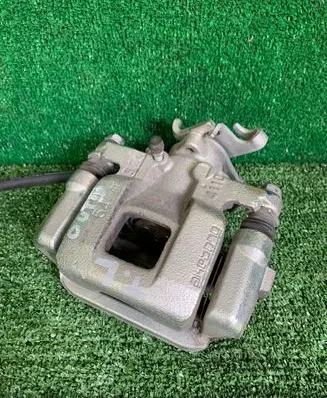 Mitsubishi Outlander Rear brake caliper