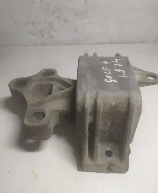 Volkswagen Golf IV Engine mount bracket 1J0199555
