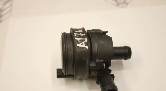 Mercedes-Benz A W176 Electric auxiliary coolant/water pump A0005000686 0392023206