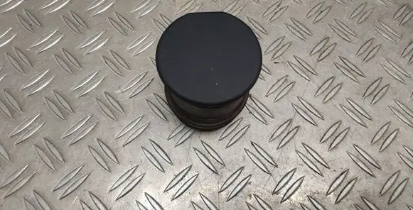 Toyota Verso Ashtray (front) 