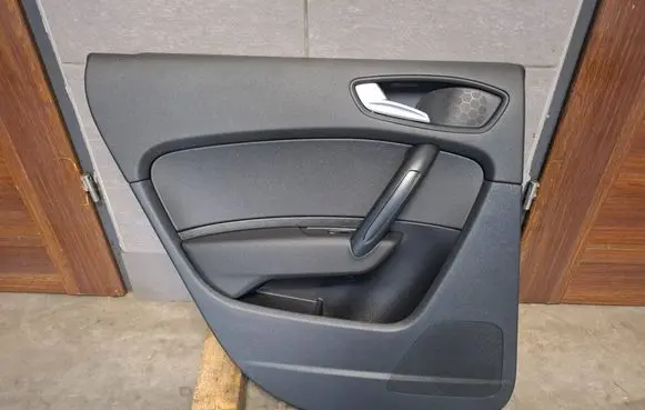 Audi A1 Rear door card panel trim