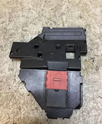 Mercedes-Benz C W205 Fuse box cover DBPD925