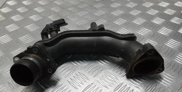 Volvo V40 Intercooler hose/pipe 9674942380 9663480880