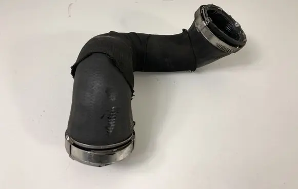 Volkswagen Golf Plus Intercooler hose/pipe 4F0145737G