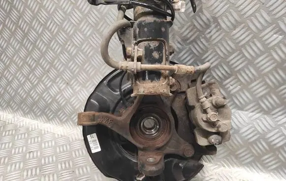 Toyota Yaris Front wheel hub spindle knuckle 