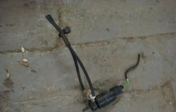 Seat Toledo IV (NH) Windscreen/windshield washer pump