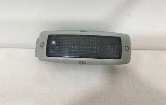 Volkswagen PASSAT B5 Rear seat light 3B0947291