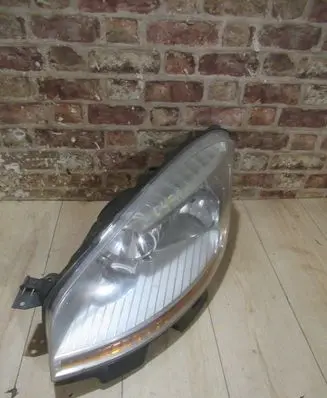 Citroen C4 I Picasso Headlight/headlamp