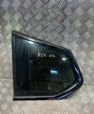 BMW X3 F25 Rear side window 720564108