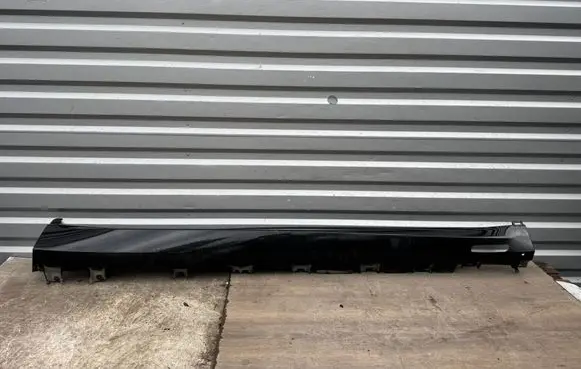 BMW X5M G05 F95 Sill 8069277