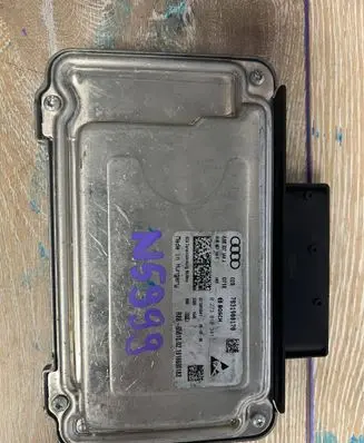 Audi A5 Suspension control unit/module 8W0907144J 0273010341 7831900170