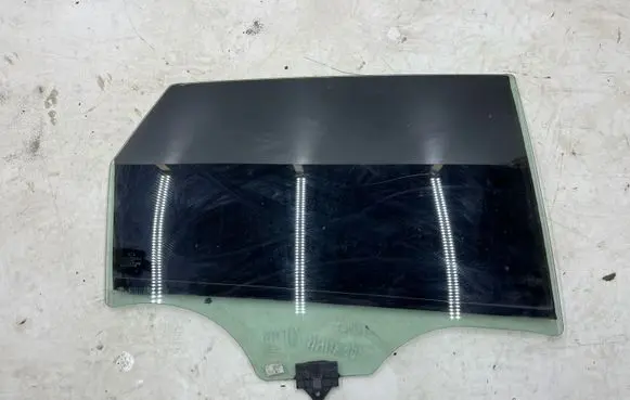 Hyundai i30 Rear side window 43R01351