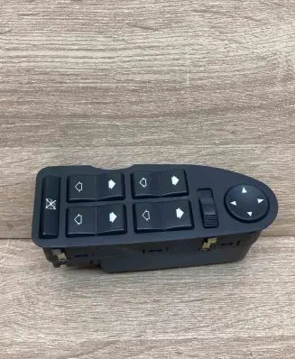 BMW 7 E38 Electric window control switch 8380645 03725071