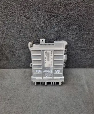 Audi A6 S6 C4 4A Engine control unit/module 4A0907404C 0261200880