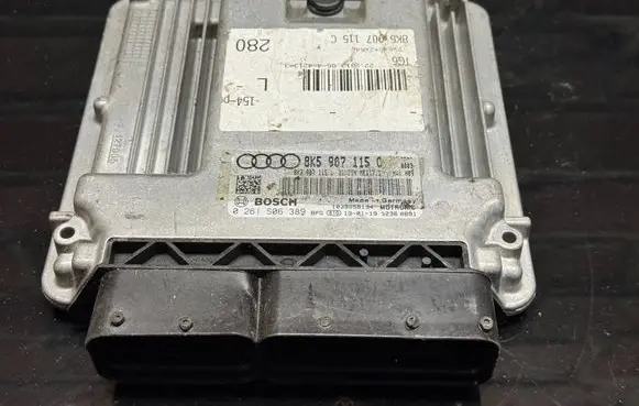 Audi A4 S4 B8 8K Engine control unit/module 8K5907115C 0261S06389 8K2907115L