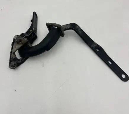 Volvo V70 Tailgate/trunk/boot hinge 8643158