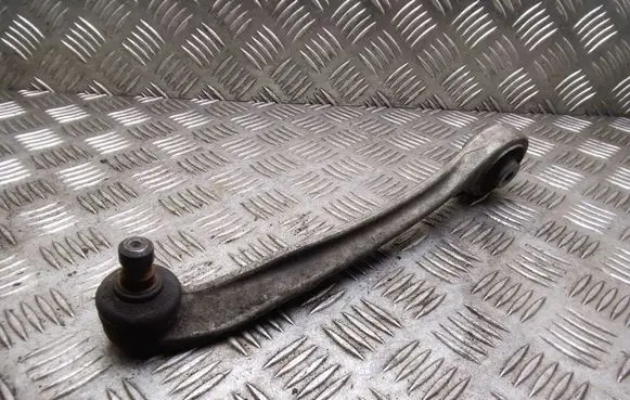 Volkswagen PASSAT B5.5 Front control arm