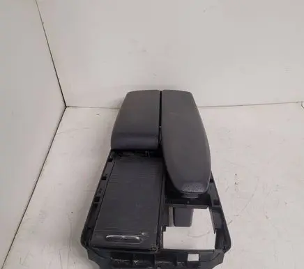 Mercedes-Benz C W204 Armrest A2046800639