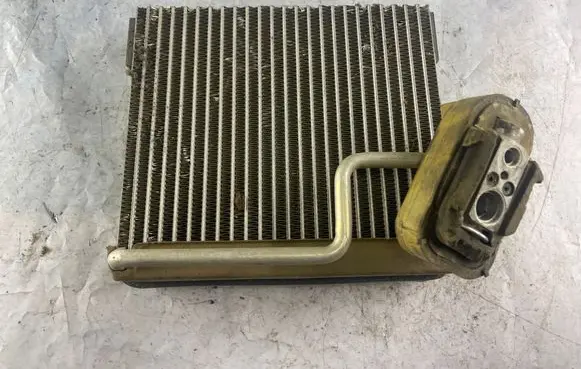Air conditioning (A/C) radiator (interior)