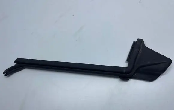BMW i4 Wiper trim 7482955 M09LH2