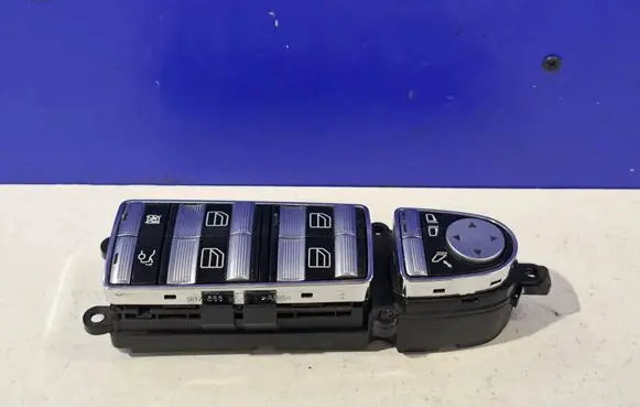 Mercedes-Benz S W221 Electric window control switch A2218214951