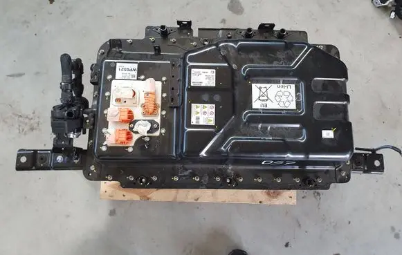 DS Automobiles 4 II Hybrid / electric car battery 9844761780