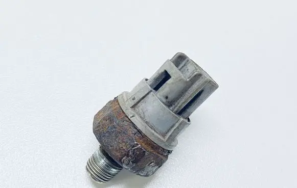Honda Jazz Oil pressure sensor 37240PHM003
