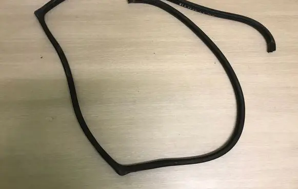 KIA Soul Rear door rubber seal (on body) 