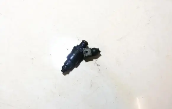 Renault Megane I Fuel injector 866313