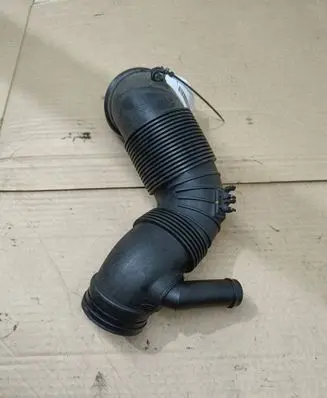 Audi A3 S3 8P Air intake hose/pipe 3C0129654P ETB446197
